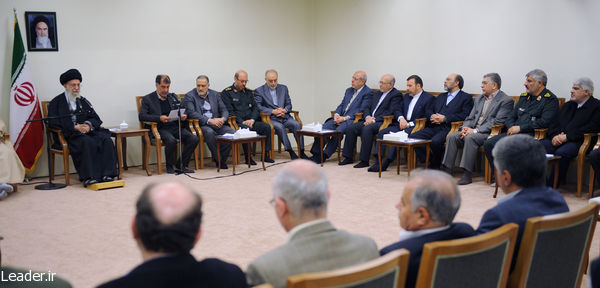 با تکرار زبانی اقتصاد مقاومتی هیچ اتفاقی نمیافتد با تکرار زبانی اقتصاد مقاومتی هیچ اتفاقی نمیافتد