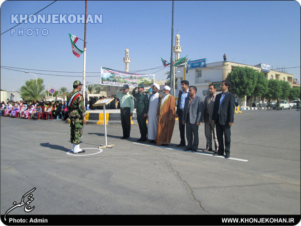 مراسم رژه 31 شهریور، با شکوه تمام در شهرستان خنج برگزار شد + تصاویر