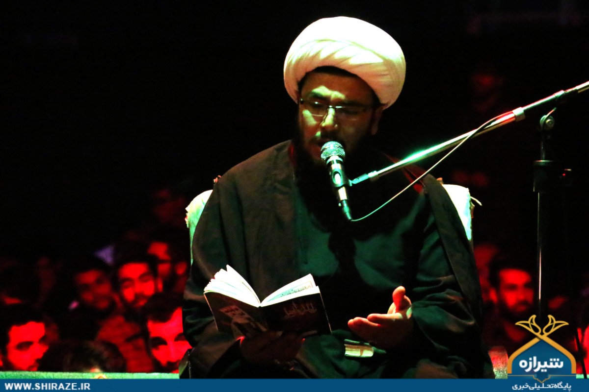 «سیاه پوشان حسینی» در شیراز به استقبال محرم رفتند