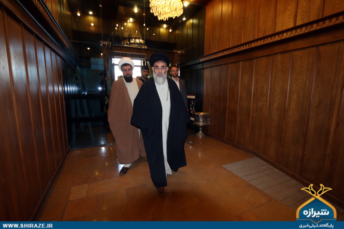 افتتاح نمایشگاه«نسخ خطی»در سومین حرم اهل بیت افتتاح نمایشگاه«نسخ خطی»در سومین حرم اهل بیت