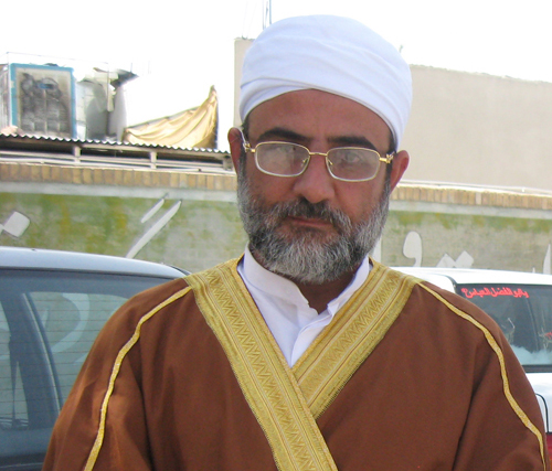 امام جمعه اهل سنت خنج، جنگ علیه مردم یمن را محکوم کرد امام جمعه اهل سنت خنج، جنگ علیه مردم یمن را محکوم کرد