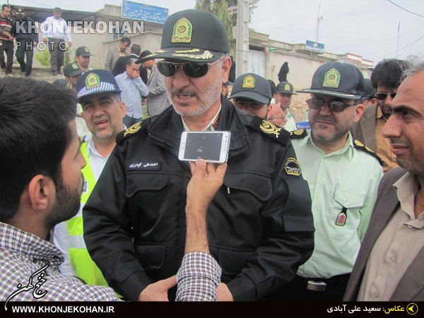 با همه وجود فرمان حضرت آقا را اجرا می کنیم با همه وجود فرمان حضرت آقا را اجرا می کنیم
