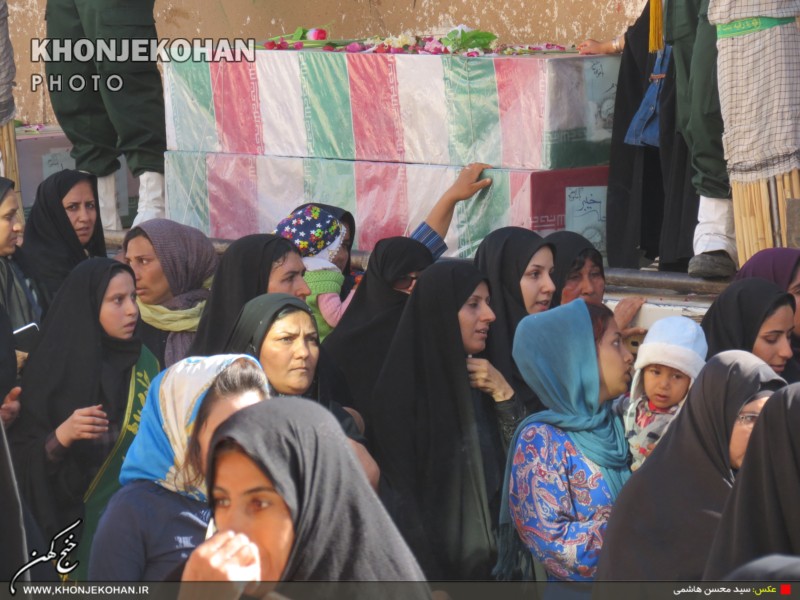 گزارش تصویری(1): استقبال باشکوه تسنن و تشیع خنج از کاروان شهدای گمنام