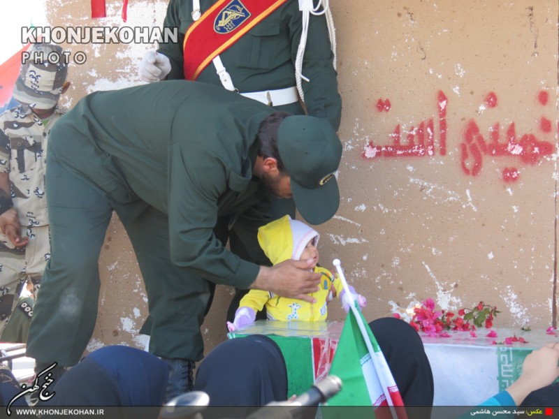 گزارش تصویری(1): استقبال باشکوه تسنن و تشیع خنج از کاروان شهدای گمنام
