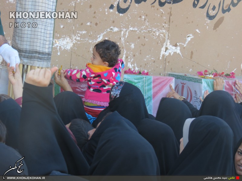 گزارش تصویری(1): استقبال باشکوه تسنن و تشیع خنج از کاروان شهدای گمنام