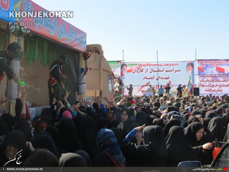 گزارش تصویری(1): استقبال باشکوه تسنن و تشیع خنج از کاروان شهدای گمنام