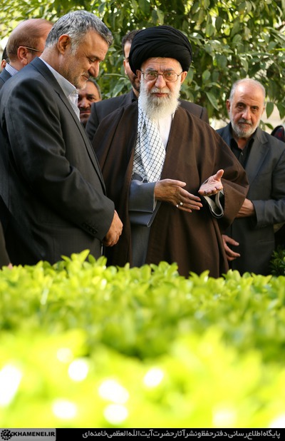 امام خامنهای: حراست از فضای سبز جنگلها و مراتع وظیفه مردم و مسئولان است امام خامنهای: حراست از فضای سبز جنگلها و مراتع وظیفه مردم و مسئولان است