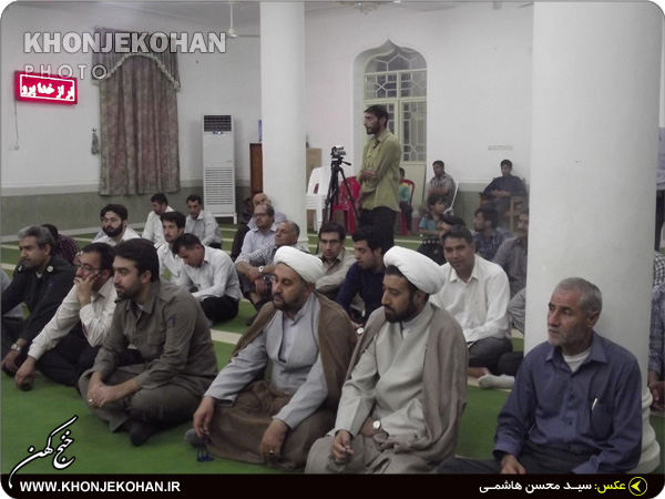 مراسم سالروز ارتحال امام خمینی(ره) در خنج با حضور کمرنگ مسئولین برگزار شد! + تصاویر