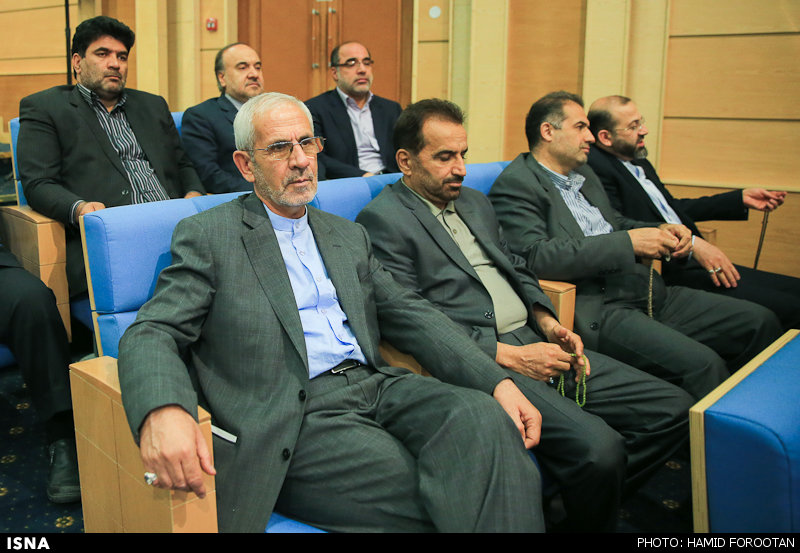 تصاویر: نشست مشترک اعضای هیات دولت و نمایندگان مجلس تصاویر: نشست مشترک اعضای هیات دولت و نمایندگان مجلس