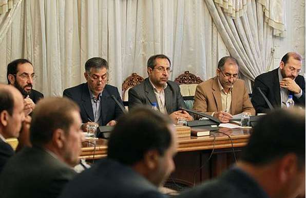 نتیجه جلسه مجمع نمایندگان فارس با رئیس مجلس چه بود؟ نتیجه جلسه مجمع نمایندگان فارس با رئیس مجلس چه بود؟