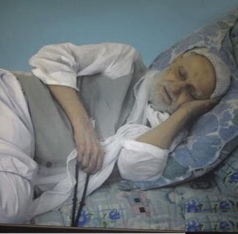 ذکر و تسبیح حتی در هنگام خواب + عکس