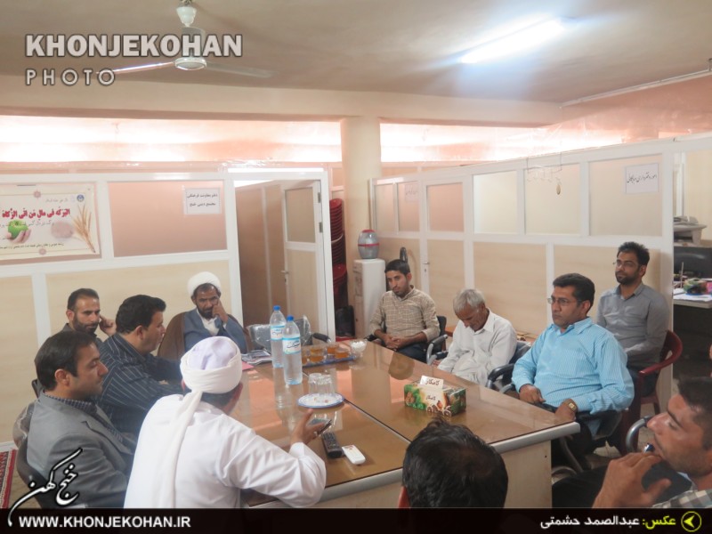 دیدار صمیمی اصحاب رسانه خنج با امام جمعه اهل سنت + تصاویر