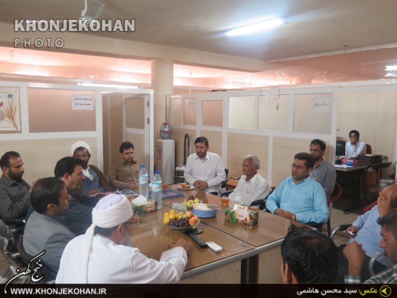 دیدار صمیمی اصحاب رسانه خنج با امام جمعه اهل سنت + تصاویر