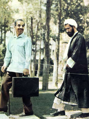 دولتی ماندگار با عمر گل!/ «ستاد استقبال مردمی» از رجایی تا روحانی دولتی ماندگار با عمر گل!/ «ستاد استقبال مردمی» از رجایی تا روحانی