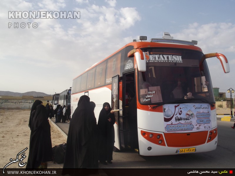 تصاویر: اعزام 120 دانش آموز دختر خنجی به اردوی راهیان نور جنوب