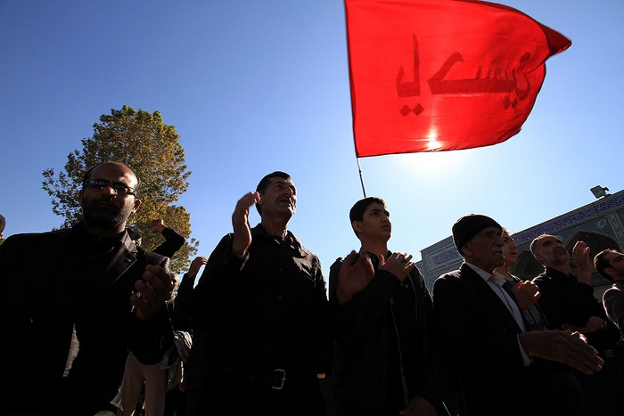 شور اربعین در شیراز/ سوگواری جاماندگان کربلا در سومین حرم اهل بیت(ع) شور اربعین در شیراز/ سوگواری جاماندگان کربلا در سومین حرم اهل بیت(ع)