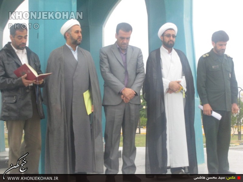 کاروانی از اهل سنت عازم مشهد مقدس شدند کاروانی از اهل سنت عازم مشهد مقدس شدند