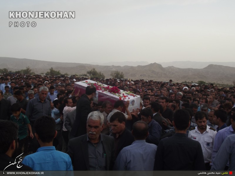 گزارش تصويري: تشييع باشكوه پيكر امدادگر خوش اخلاق/ گزارش تصويري: تشييع باشكوه پيكر امدادگر خوش اخلاق/