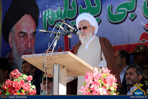 خط قرمز جمهوری اسلامی ایران اماکن مقدسه است خط قرمز جمهوری اسلامی ایران اماکن مقدسه است