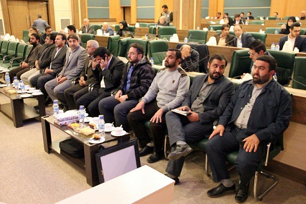 تقدیر از مسئولان اجرایی جشنواره «ترنم بیداری»+ تصاویر تقدیر از مسئولان اجرایی جشنواره «ترنم بیداری»+ تصاویر