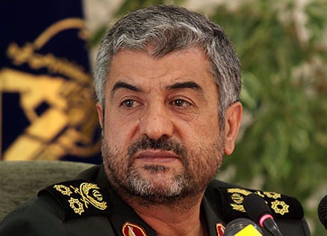 احدی از پاسداران و فرماندهان سپاه حق دخالت سیاسی و جناحی در انتخابات را ندارند احدی از پاسداران و فرماندهان سپاه حق دخالت سیاسی و جناحی در انتخابات را ندارند