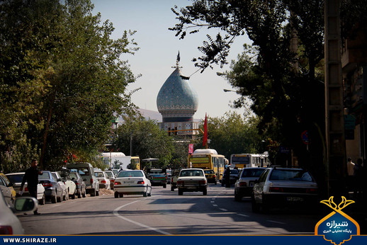 حرم احمدی و محمدی نگین درخشان شهر شیراز/مسجد نصیر الملک؛ مسجدی با شیشه های رنگی، طاق های بلند و کاشیکاری های زیبا
