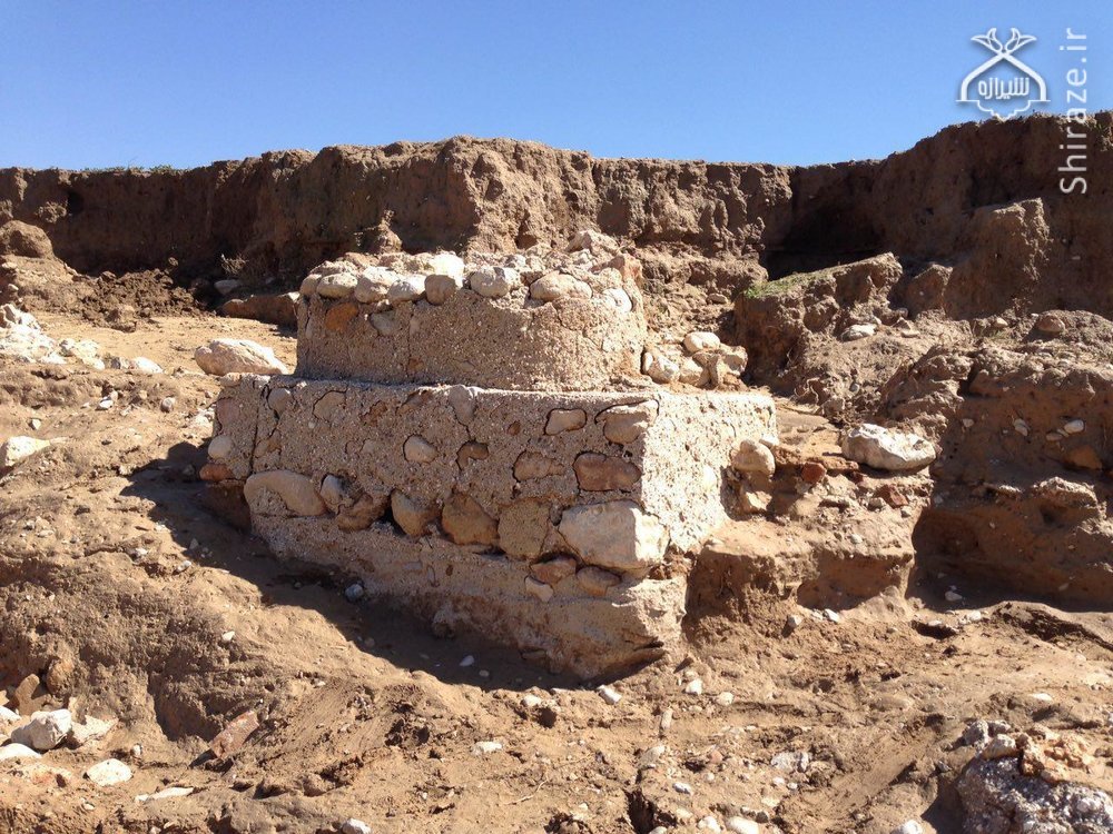 سیل، قبرستان قرن هفتم را با خود به همراه آورد+تصاویر