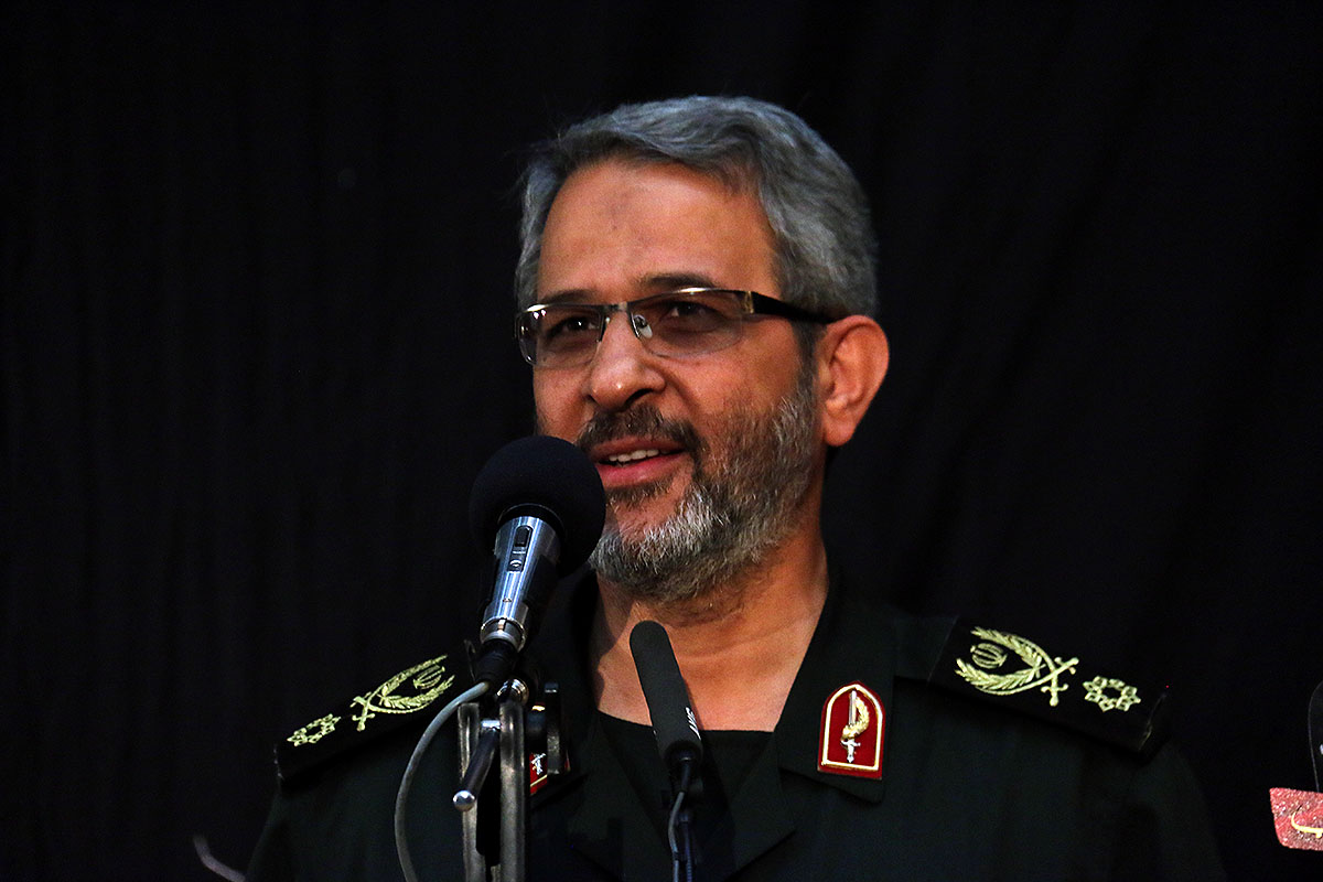 کسانی که میگویند با اسلام انقلابی مخالفند، یا جاهلند یا ژست سیاسی میگیرند/ بدمعرفیکردن اسلام، سناریوی دولتهای مرتجع منطقه است/ بهترین دفاع از انقلاب اسلامی، داشتن روحیه انقلاب اسلامی است کسانی که میگویند با اسلام انقلابی مخالفند، یا جاهلند یا ژست سیاسی میگیرند/ بدمعرفیکردن اسلام، سناریوی دولتهای مرتجع منطقه است/ بهترین دفاع از انقلاب اسلامی، داشتن روحیه انقلاب اسلامی است