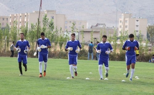 گزارش تصویری از تمرینات آماده سازی باشگاه فجرسپاسی گزارش تصویری از تمرینات آماده سازی باشگاه فجرسپاسی