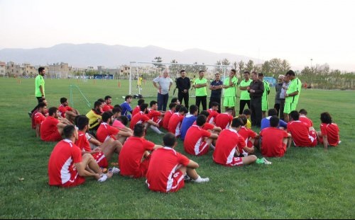 گزارش تصویری از تمرینات آماده سازی باشگاه فجرسپاسی گزارش تصویری از تمرینات آماده سازی باشگاه فجرسپاسی