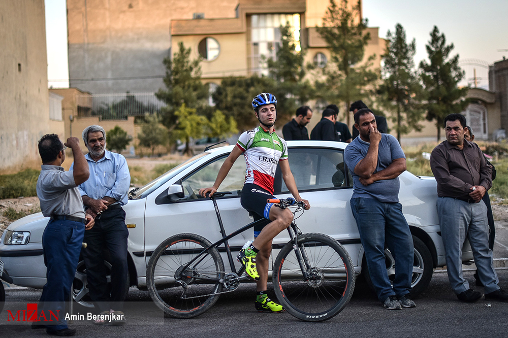 عکس/ منزل گلبار نژاد قهرمان جانباخته پارالمپیک عکس/ منزل گلبار نژاد قهرمان جانباخته پارالمپیک