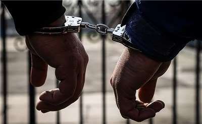 دستبند پليس بر دستان سارق منازل با 43 فقره سرقت دستبند پليس بر دستان سارق منازل با 43 فقره سرقت
