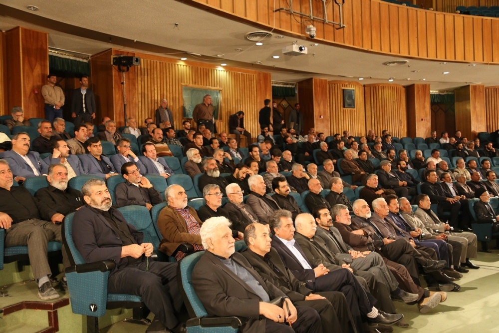 فتنه 88 عیار مداحان را نشان داد فتنه 88 عیار مداحان را نشان داد