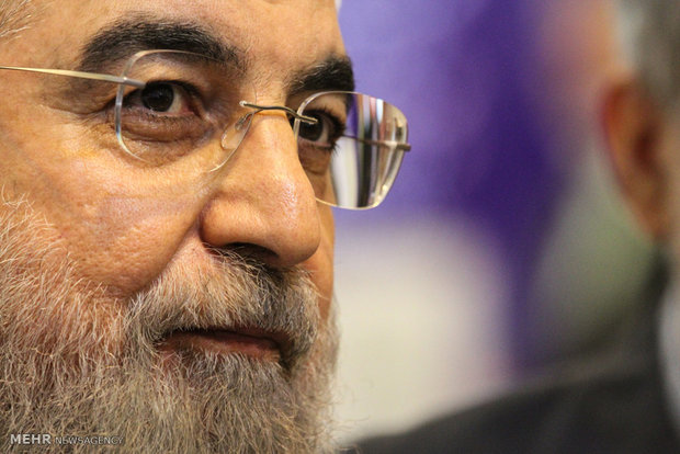 پیام تسلیت روحانی درپی واژگونی اتوبوس زائران ایرانی در جاده اقلید پیام تسلیت روحانی درپی واژگونی اتوبوس زائران ایرانی در جاده اقلید