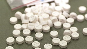تباهی آینده ایرانیان با اعتیاد داروخانهای / مرگ بدون دود تباهی آینده ایرانیان با اعتیاد داروخانهای / مرگ بدون دود
