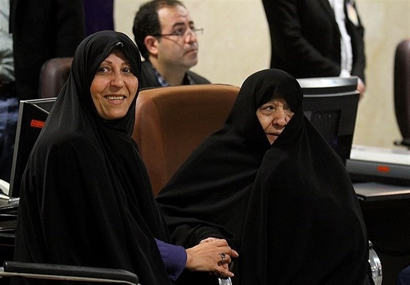 همسر و فرزند آیت‌الله هاشمی به انگلیس رفتند