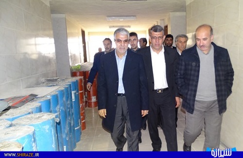 بازدید مسئولین استانی از سالن ورزشی خیرساز گراش+تصاویر بازدید مسئولین استانی از سالن ورزشی خیرساز گراش+تصاویر