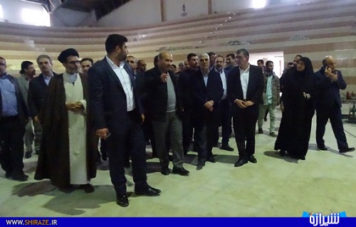 بازدید مسئولین استانی از سالن ورزشی خیرساز گراش+تصاویر بازدید مسئولین استانی از سالن ورزشی خیرساز گراش+تصاویر