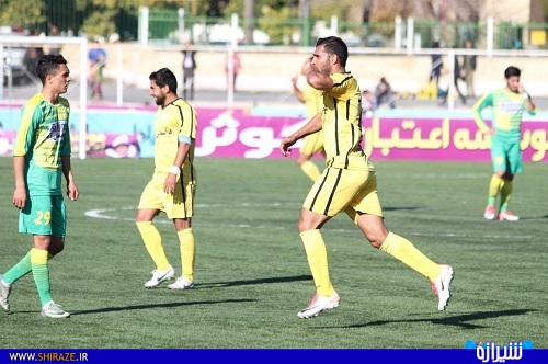 پیروزی مقتدرانه فجرسپاسی در هفته نوزدهم لیگ یک+تصاویر پیروزی مقتدرانه فجرسپاسی در هفته نوزدهم لیگ یک+تصاویر
