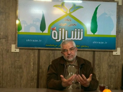 انقلاب اسلامی ایران از جنس انقلاب پیامبران است/ سرعت جریان انقلاب اسلامی تحلیل‌ آمریکایی‌ها را بهم می‌زد/ تشریح ماجرای برهم زدن گردهمایی ضد انقلاب در جلو کاخ سفید