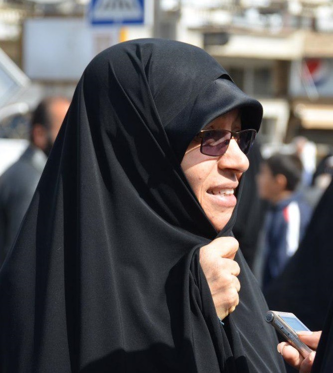 حضور پر شور و نشاط جوانان در راهپیمایی مرا بجای مسئولان خجل کرد/ از عملکرد مسئولان راضی نیستیم