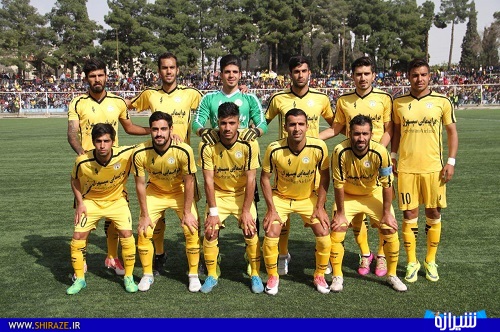 پیروزی زردها در دربی شیرازی های لیگ یک + تصاویر پیروزی زردها در دربی شیرازی های لیگ یک + تصاویر