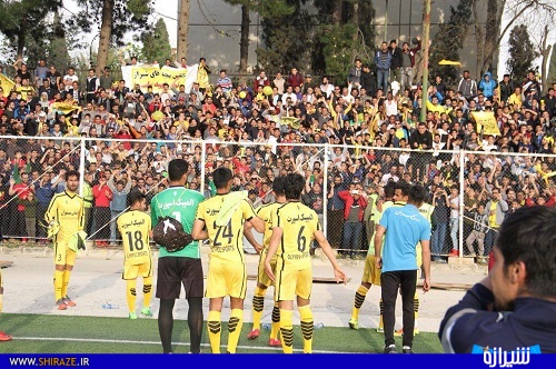 پیروزی زردها در دربی شیرازی های لیگ یک + تصاویر پیروزی زردها در دربی شیرازی های لیگ یک + تصاویر