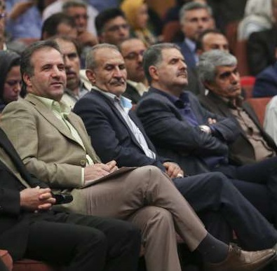 از هم نشینی با محسن رضایی تا سینه سپر کردن برای روحانی