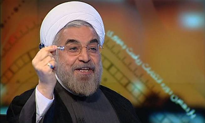 فیلم/حرفای صریح مردم با رئیس دولت مستقر؛ روحانی وعده سرخرمن داد/ به کسی رای می دهیم که به داد مردم برسد فیلم/حرفای صریح مردم با رئیس دولت مستقر؛ روحانی وعده سرخرمن داد/ به کسی رای می دهیم که به داد مردم برسد