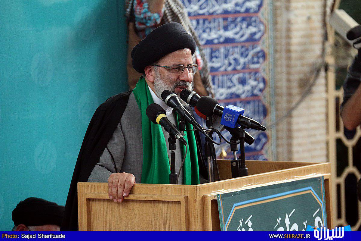 رئیسی: وزیری که خودش اهل کاسبی است نمیتواند برای مردم کار کند/آقایان ۴ سال دولت دستشان بوده و حالا میگویند فلان کارها را میکنیم رئیسی: وزیری که خودش اهل کاسبی است نمیتواند برای مردم کار کند/آقایان ۴ سال دولت دستشان بوده و حالا میگویند فلان کارها را میکنیم