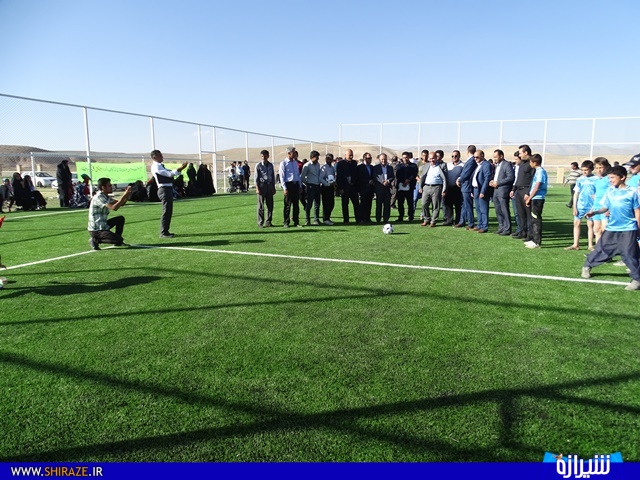 افتتاح زمین چمن مصنوعی در روستای شهید آباد خرم بید+تصاویر افتتاح زمین چمن مصنوعی در روستای شهید آباد خرم بید+تصاویر