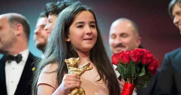 چگونه وطنفروشها در ایران فیلم میسازند؟ چگونه وطنفروشها در ایران فیلم میسازند؟