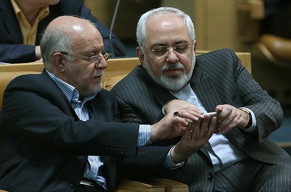 مدل گوشی مسئولان کشورمان چیست؟+ تصاویر مدل گوشی مسئولان کشورمان چیست؟+ تصاویر
