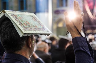 آستان مقدس سیدعلاءالدین حسین میزبان احیاء شب بیست و هفتم ماه مبارک رمضان آستان مقدس سیدعلاءالدین حسین میزبان احیاء شب بیست و هفتم ماه مبارک رمضان